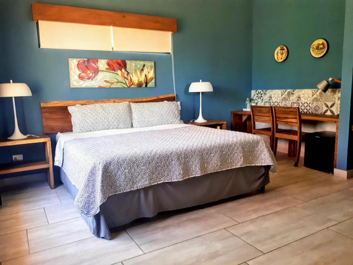 Xalli Beach Hotel Altagracia Bagian luar foto