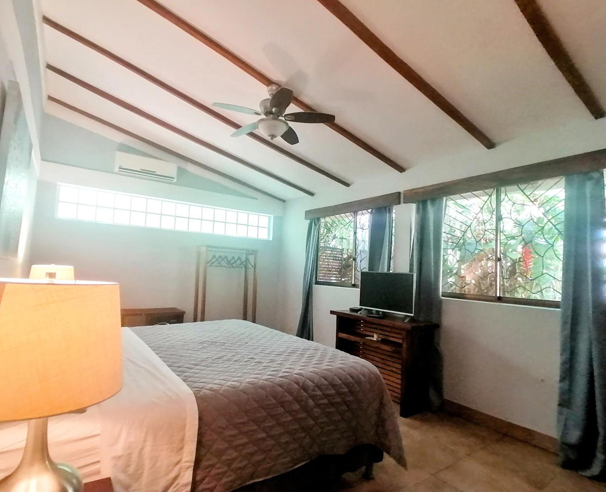 Xalli Beach Hotel Altagracia Ruang foto