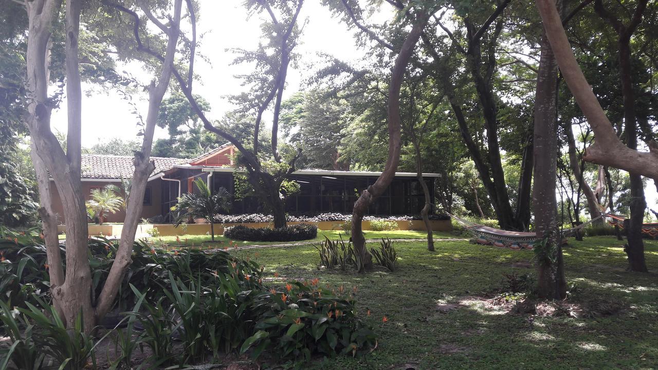 Xalli Beach Hotel Altagracia Bagian luar foto